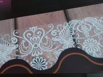 Chaturbate Free Live Porn of curvybombb