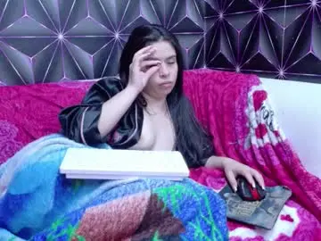 Chaturbate Watch Live Sex Cams of emilygrooe