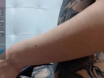 Chaturbate Live Sex Cam of emma_foxi
