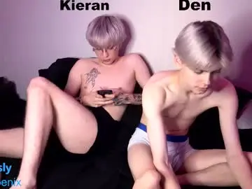 Chaturbate Live Sex Cam of den_phoenix_