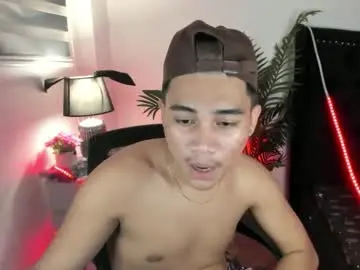 Chaturbate Nude Webcam of kenthebigcockxx
