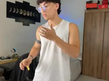 Chaturbate Nude Webcam of kisan_smith