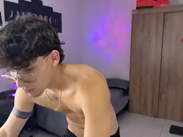 Chaturbate Live Porn of kisan_smith