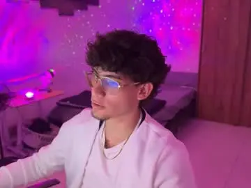 Chaturbate Free Porn Cam of kisan_smith