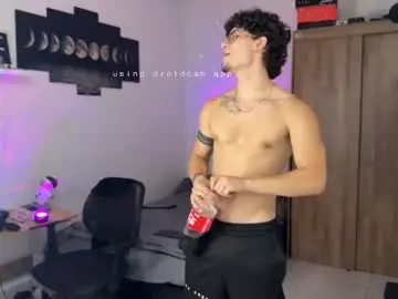 Chaturbate Nude Webcam of kisan_smith