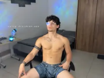 Chaturbate Free Live Porn of kisan_smith