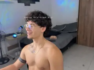 Chaturbate Watch Live Sex Cams of kisan_smith