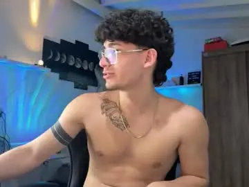 Chaturbate Watch Live Sex Cams of kisan_smith