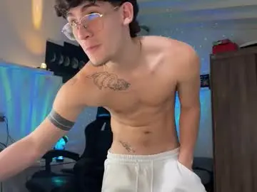 Chaturbate Free Porn Cam of kisan_smith