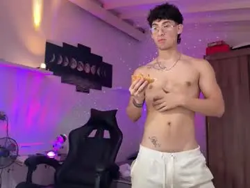 Chaturbate Free Live Porn of kisan_smith