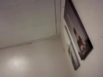 Chaturbate Live Sex Cam of sabrina_cutiee