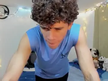 Chaturbate Adult Webcams of tom_blue10