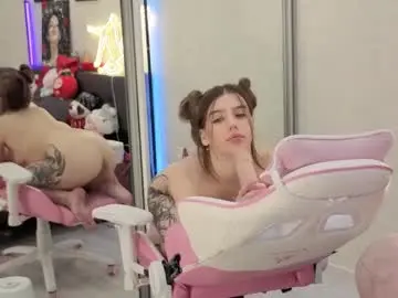 Chaturbate Adult Webcam of jenie_fire