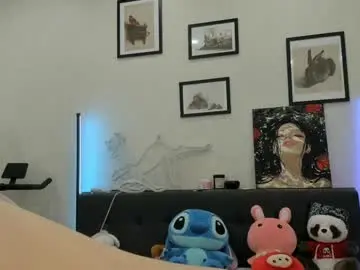 Chaturbate Live Sex Cam of jenie_fire