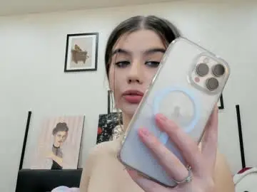 Chaturbate Live Sex Cam of jenie_fire