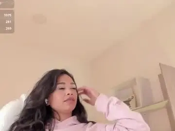 Chaturbate Live Sex of ambermiller04