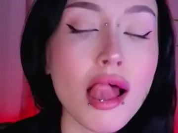 Chaturbate Free Porn Cam of holly_berryy_
