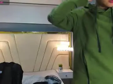 Chaturbate Live Porn of skinnyzeth