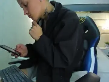 Chaturbate Adult Webcam of skinnyzeth