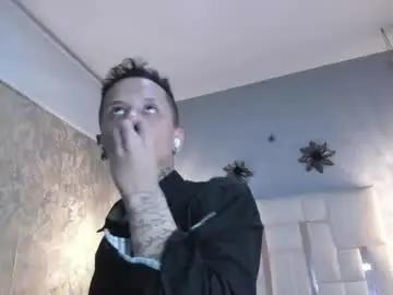 Chaturbate Live Sex of skinnyzeth