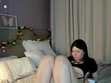 Chaturbate Nude Webcam of shei1a_shy