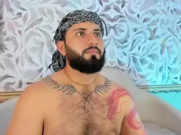 Chaturbate Live Sex Cam of bear_mao_