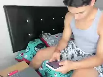 Chaturbate Live Sex Cam of master_dominant_777