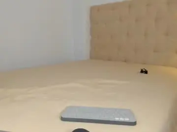 Chaturbate Free Porn Cam of xdropgorgeous_onlyamira