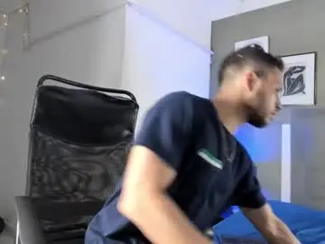 Chaturbate Watch Live Sex Cams of jhonny_flames7