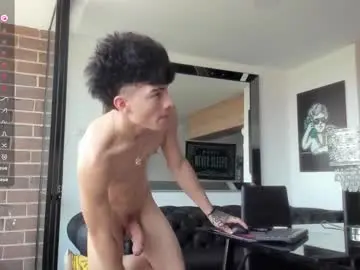 Chaturbate Live Sex of pretur_crubaa