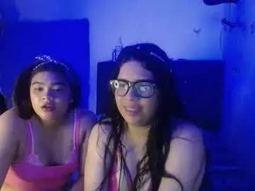 Chaturbate Adult Video Chat of isamoon99