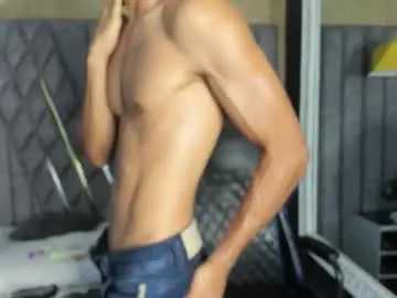 Chaturbate Best live sex cam show of nicolaikarav