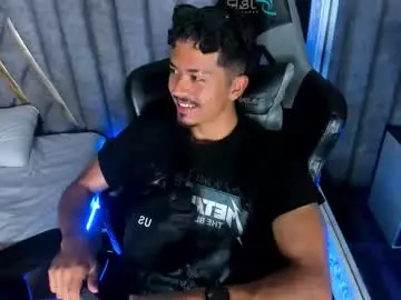 Chaturbate Live Sex Cam of nicolaikarav