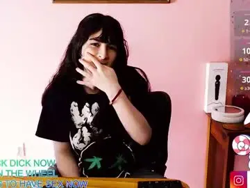 Chaturbate Live Sex Cam of addictcouple2001