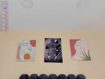 Chaturbate Live Sex Cam of aura_vega