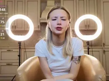 Chaturbate Best live sex cam show of lynettedendy