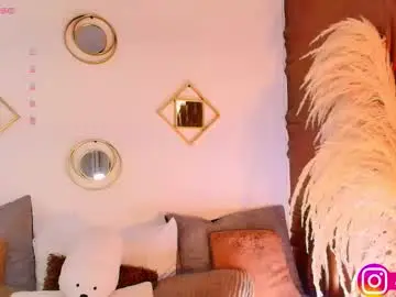 Chaturbate Watch Live Sex Cams of aliiceowen