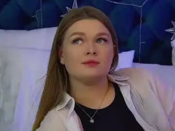 Chaturbate Adult Video Chat of crystallyons