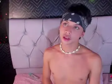 Chaturbate Live Sex Cam of prince_apolo