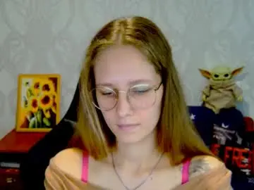 Chaturbate Watch Live Sex Cams of roxie_shy