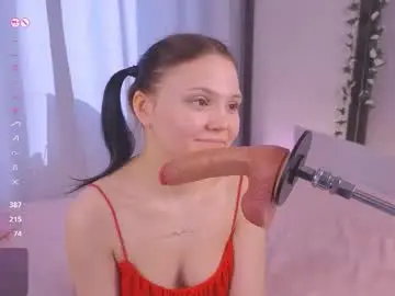 Chaturbate Live Sex Cam of loney__tunes