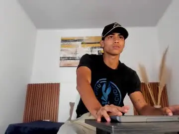 Chaturbate Adult Webcam of zander_2120