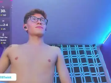 Chaturbate Live Sex of lunarie_
