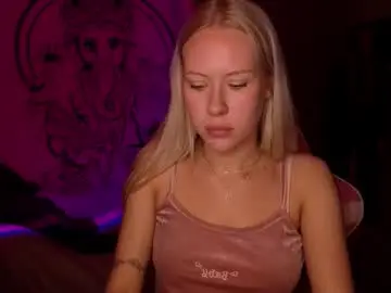 Chaturbate Free Live Porn of pureeangel