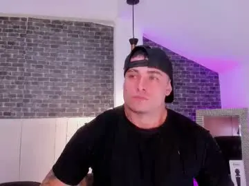 Chaturbate Live Sex Cam of connorsmith_26