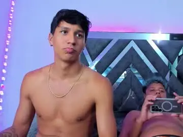 Chaturbate Sex Chat of robertmiller21