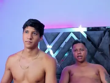 Chaturbate Sex Cam of robertmiller21
