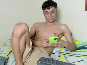 Chaturbate Live Porn of andrew_dann