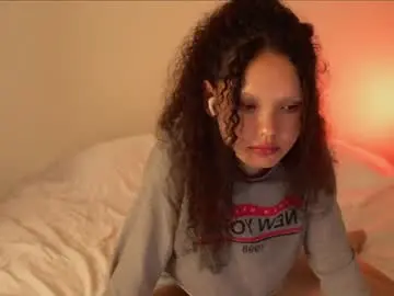 Chaturbate Watch Live Sex Cams of lilicapie