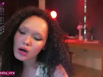 Chaturbate Free Porn Cam of lilicapie